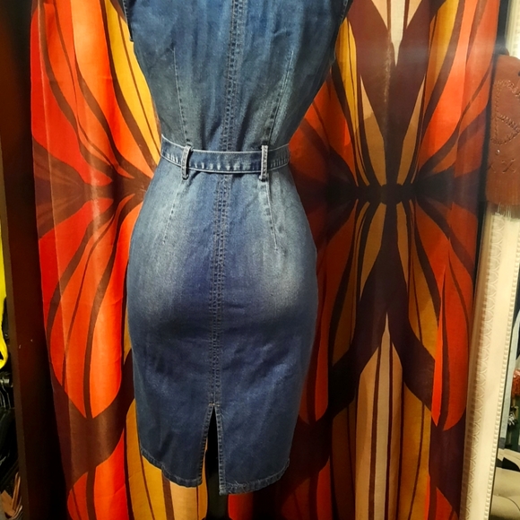 DENIM JEAN DRESS SIZE SMALL - Picture 4 of 6